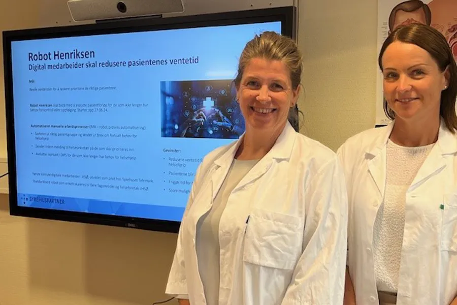 Prosjektleder Maren Røed samen med Lena Kjørsvik, avdelingsleder for Kontortjenester.